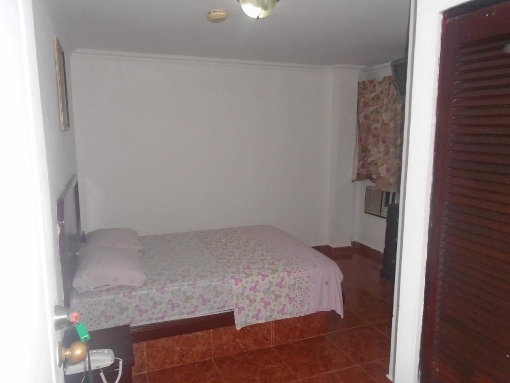 Отель Residencial Mexico Панама Экстерьер фото
